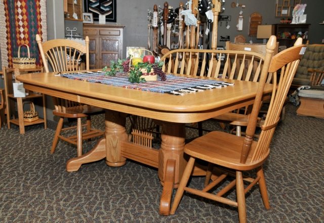 amish oak kitchen table and chair