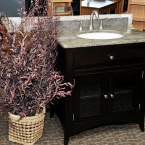 brown-maple_espresso_shaker_sink-cabinet_7104-640x440