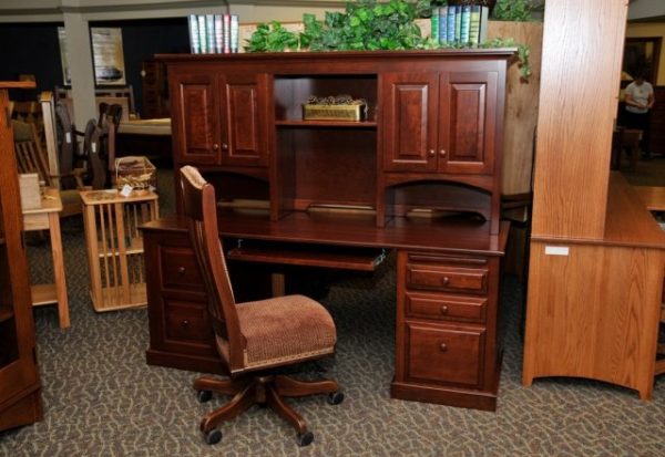 cherry_traditional_double-pedestal-desk