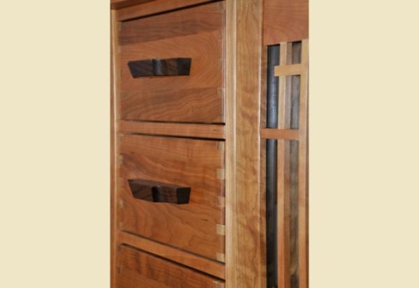 cherry_walnut_drawer_detail