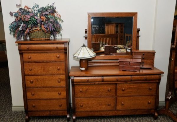 quarter-sawn-oak_chest_dresser_mirror_6991-640x440