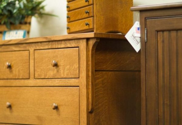 quarter-sawn-oak_drawer-corbel