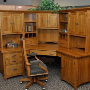 quarter-sawn-oak_mission_corner-desk