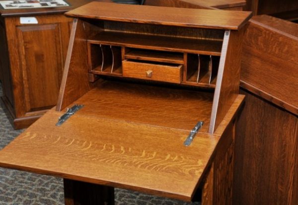 quarter-sawn-oak_mission_drop-front-desk