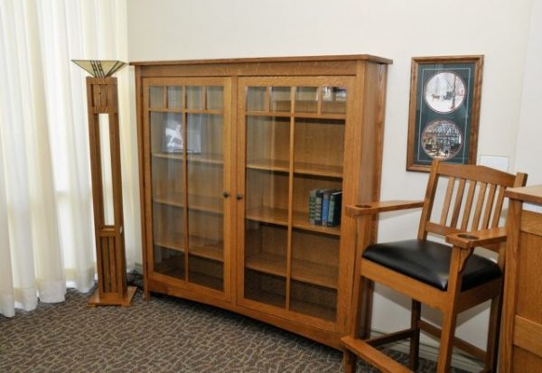 quarter-sawn-oak_mission_large_bookcase