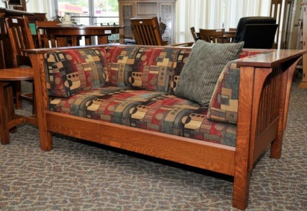 quarter-sawn-oak_mission_loveseat