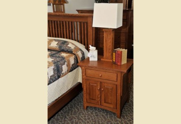 quarter-sawn-oak_mission_nightstand