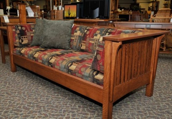 quarter-sawn-oak_mission_sofa