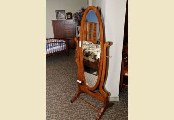 quarter-sawn-oak_oval_cheval-mirror