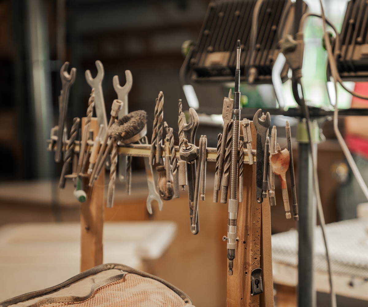 Image of an Amish wood dining table in ALbuquerque